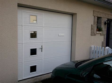 porte de garage sectionnelle avec portillon et hublot|Porte de Garage Sectionnelle Avec Hublots Manuelle + Portillon .